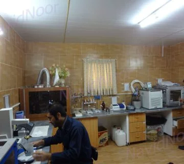 Health Benefits of Using Petroleum Jelly as a Moisturizer